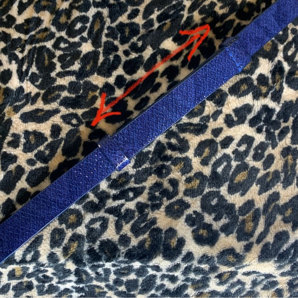 White House Black Market Blue Snakeskin Waist Belt - Picture 7 of 8